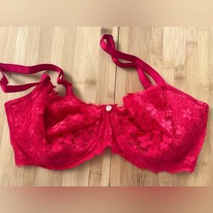 Victoria’s Secret Bra *Like-New*